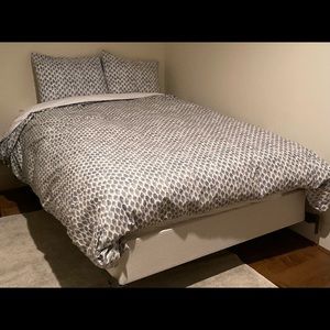 West Elm queen duvet with two pillow shams